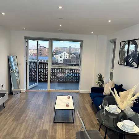 Modern Retreat One Bedroom Barking (Greater London)