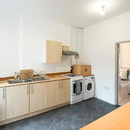 Family-friendly Garden Retreat London