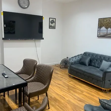 Apartment 2 Bedroom Barking (Greater London)