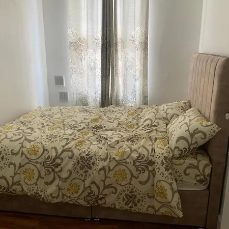 2 Bedroom * Barking (Greater London)