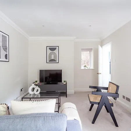 The Ealing Greenford (Greater London)