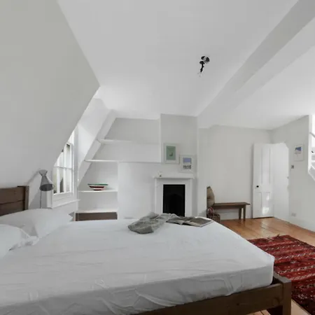 Centrally Located Stunning 3bed 2bath Se1 *