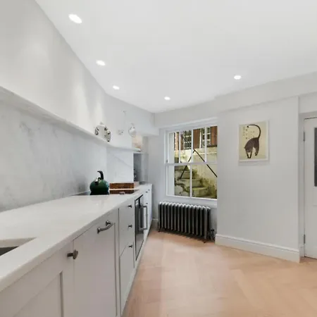 Holiday home Centrally Located Stunning 3bed 2bath Se1