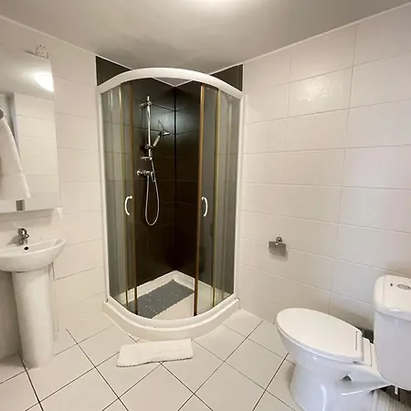 Captivating 1-bed In Apartment *