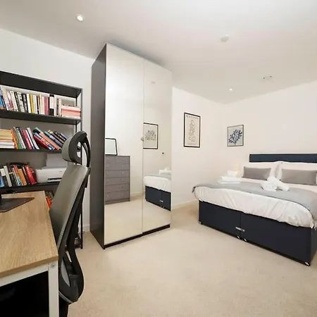 Luxury 2 Bed 2 Bath Cntrl London