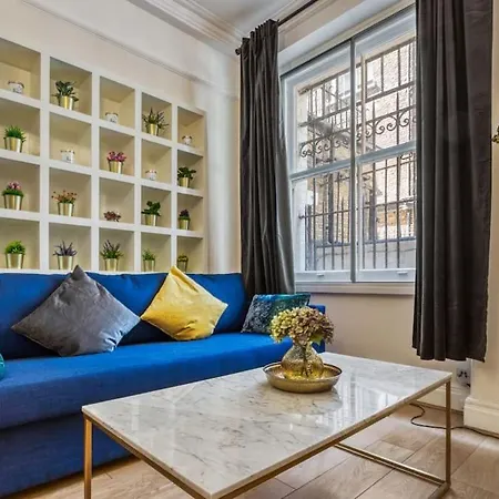 Apartment 2bed 2bath Earls Court *