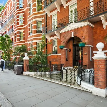 2bed 2bath Earls Court London