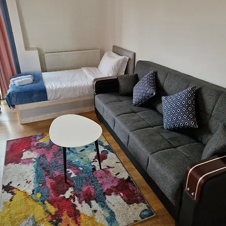 Immaculate 1-bed In London