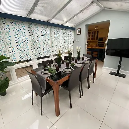 #chic 6-bedroom London Retreat# Holiday home Plumstead (Greater London)