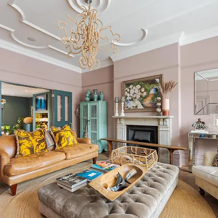 Heaver House - Stunning, Large 5br Nr Tube And Tooting Common *