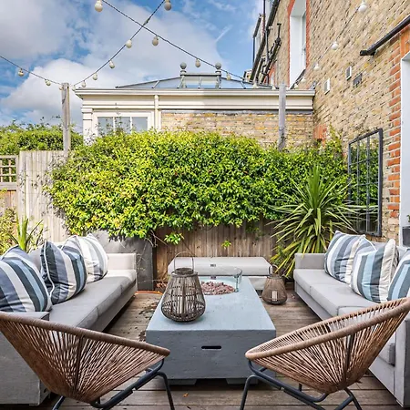Heaver House - Stunning, Large 5br Nr Tube And Tooting Common *