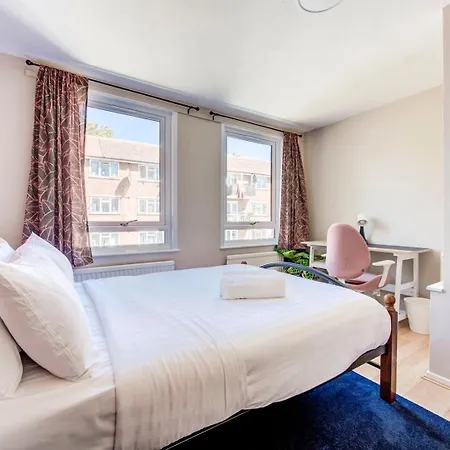 Apartment Guestready - Modern Urban Retreat In Newington *