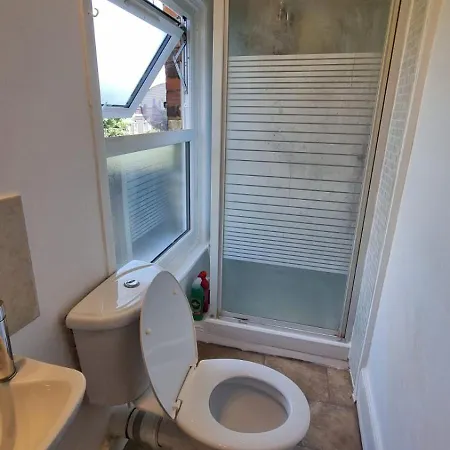 Apartment Studio For 2 Person Next To Woodgreen *
