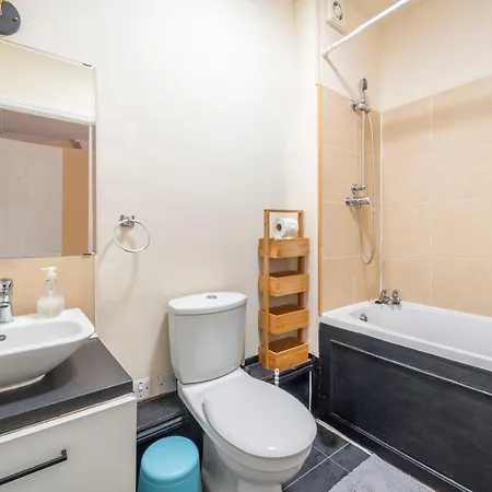 Luxury Trafalgar Square Embankment Collection London
