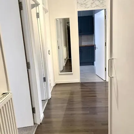 Karen House R2 Gasthuis *