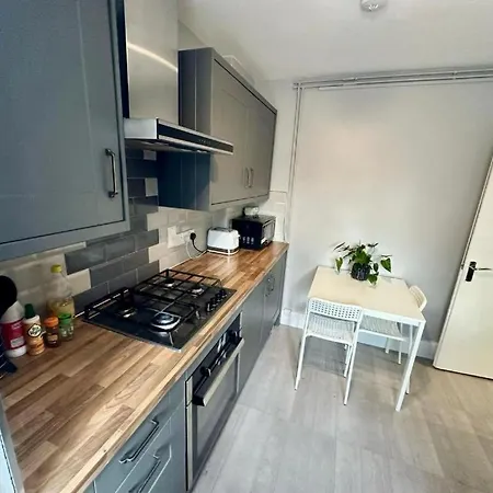 Karen House R2 Guest house