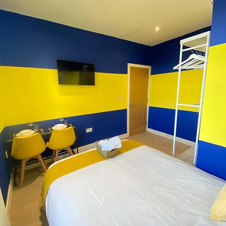 Cozy En-suite Near Stratford Penzion