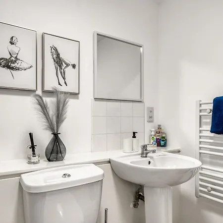 Apartment Luxurious 1 Bed - View