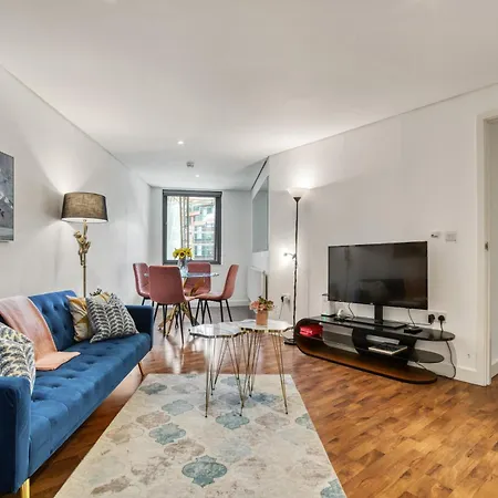 Luxurious 1 Bed - View London