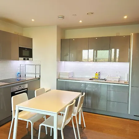 Modern 2 Bedroom Secured Flat Apartamento *