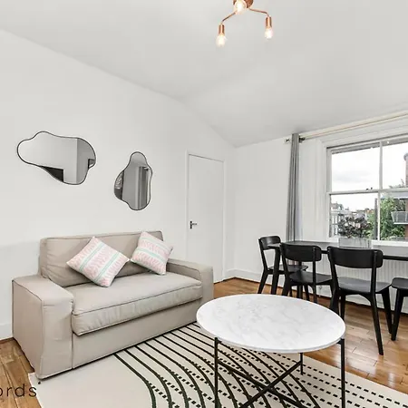 Fabolous 2 Bedroom Flat Near Westfield Shopping Apartment