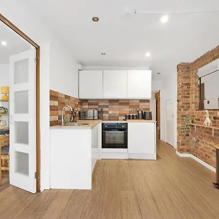 One Bedroom Short Term & Flexible Renting Hoxton With Free Wifi Apartment *
