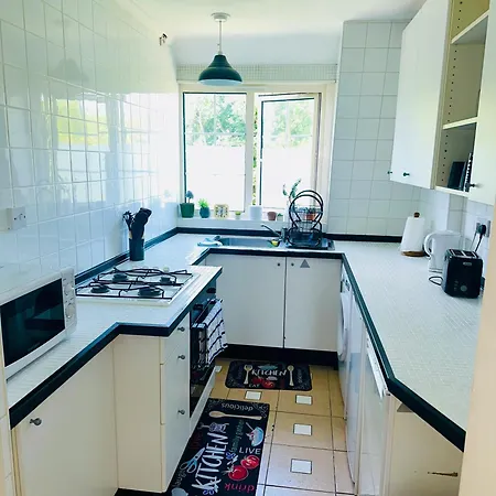 Majestic Apartment Bromley