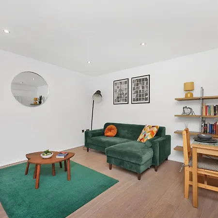 One Bedroom Short Term & Flexible Renting Hoxton With Free Wifi London