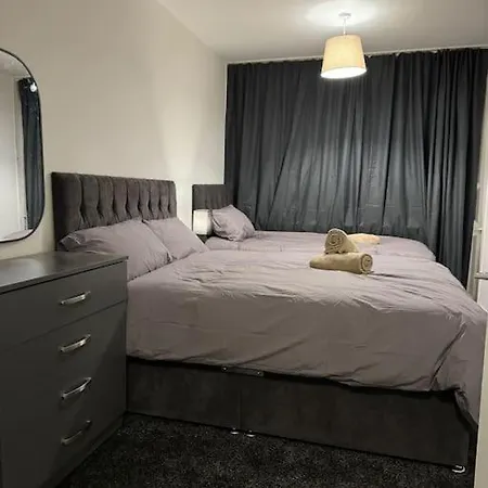 Flat In Vauxhall * London