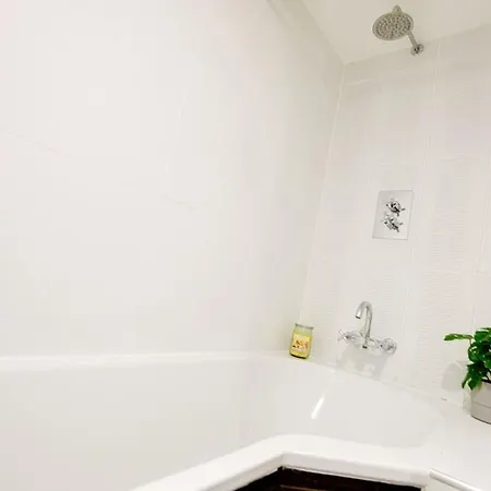 Luxstay Earls Court - Sleeps Up To 7 *
