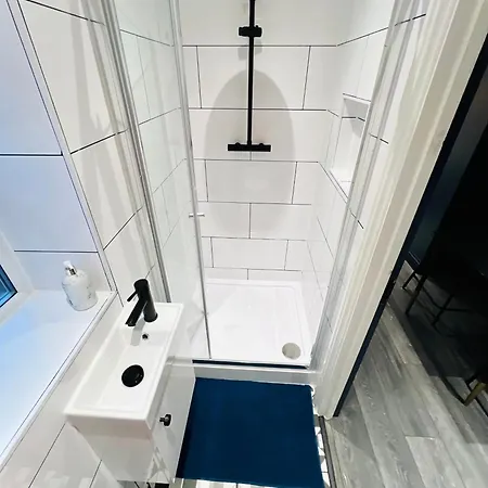 61 Studio, Ideal For Tourists High Recommend!!! * London