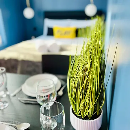 61 Studio, Ideal For Tourists High Recommend!!! Guest house *