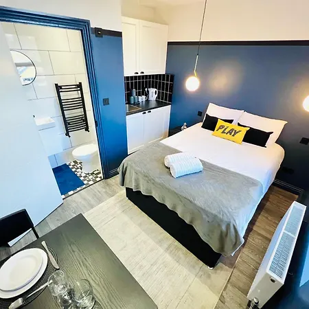 61 Studio, Ideal For Tourists High Recommend!!! *