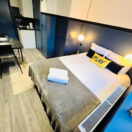 Guest house 61 Studio, Ideal For Tourists High Recommend!!! London