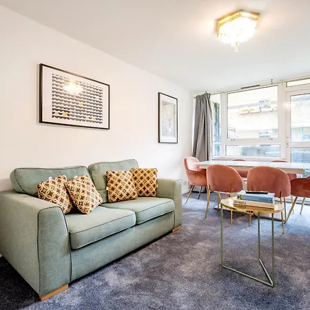 3 Bed Flat Near Paddington *
