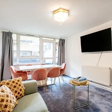 3 Bed Flat Near Paddington Apartment *