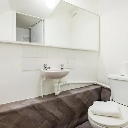 3 Bed Flat Near Paddington Apartment London