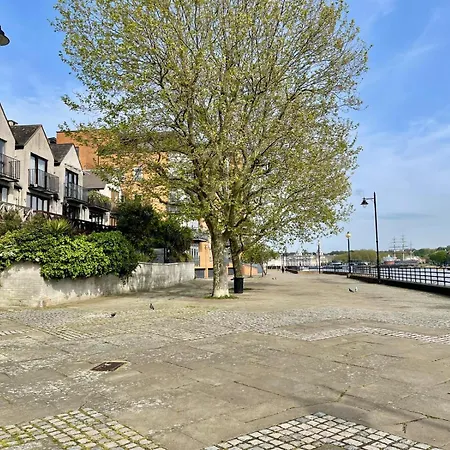 Thamesview Canary Wharf With Freeparking *