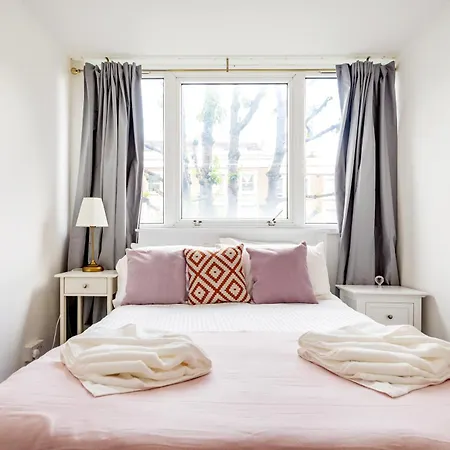 3 Bed Flat Near Paddington