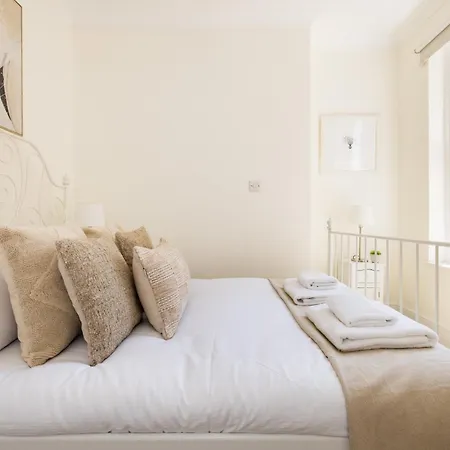 The Victoria Apartment London