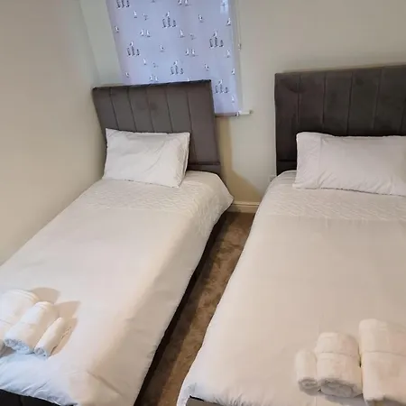 Apartment Century House Luxury London