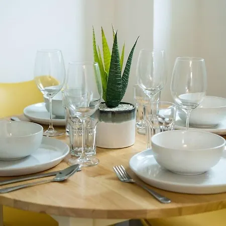 Cozy Retreat Near Heathrow Airport