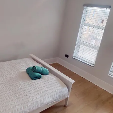 Homestay Cko Property Enfield