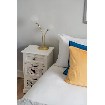 Joivy Splendid Townhouse Flat With Backyard