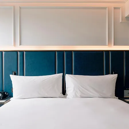 Page8 Hotel