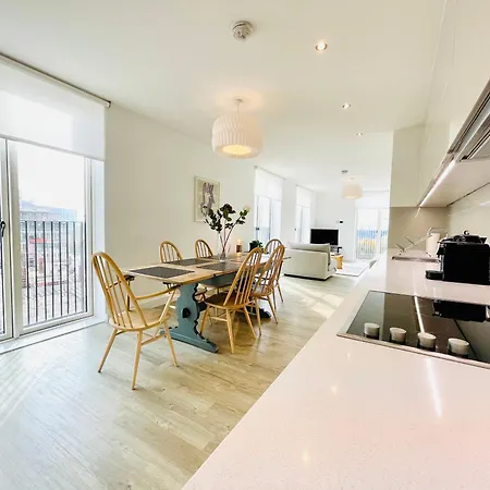 Panoramic Park And Penthouses Retreat *