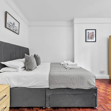 By Rehoboth - Lord's - St John's Wood Apartment