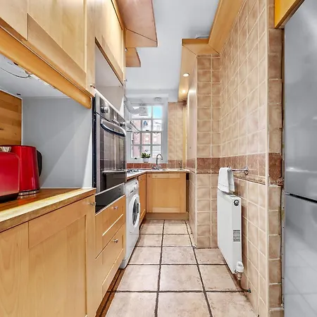 By Rehoboth - Lord's - St John's Wood Apartment London