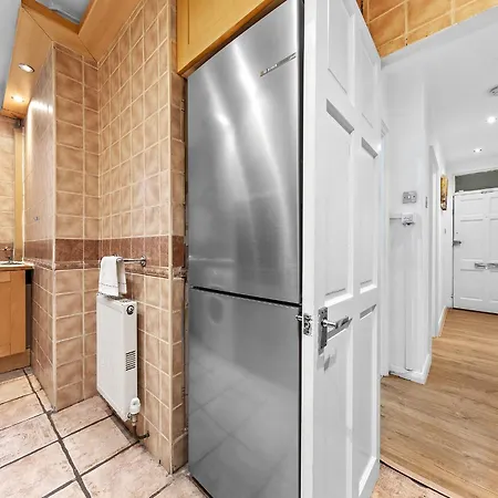 By Rehoboth - Lord's - St John's Wood Apartment