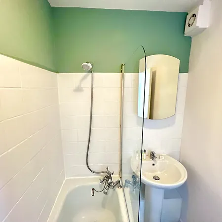K Paddington 3 Bedroom Renovated Recently
